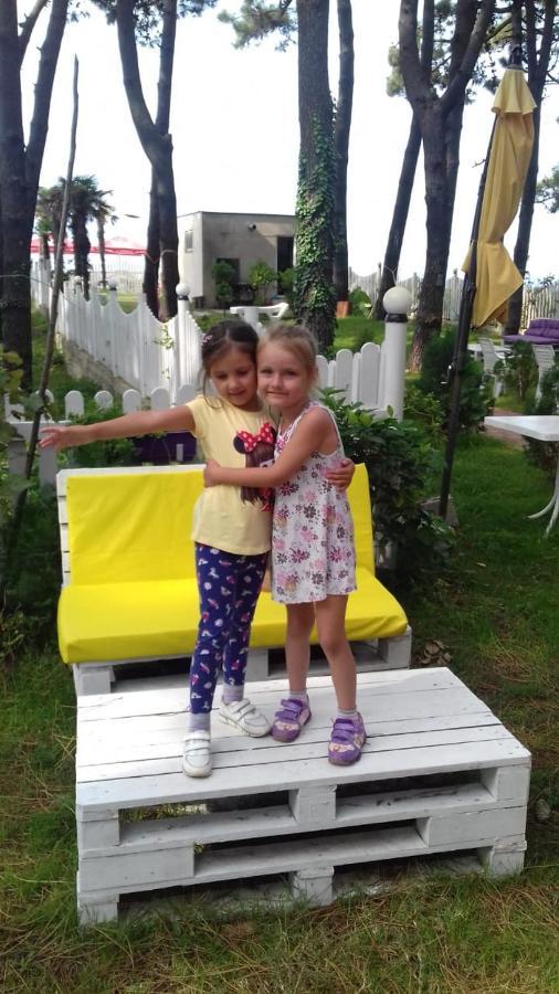 Guest House Guriani Григолети Екстериор снимка